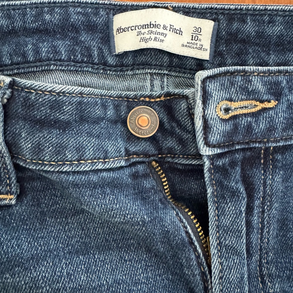 Abercrombie & Fitch Blue Denim High Rise Jeans